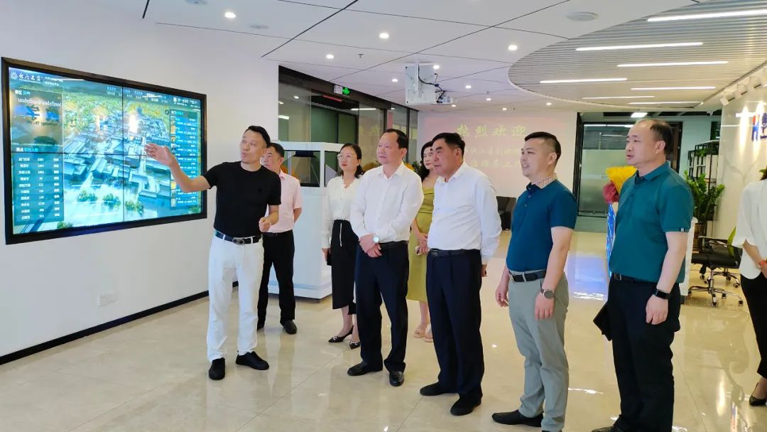 1681971486828361.jpg 2.jpg