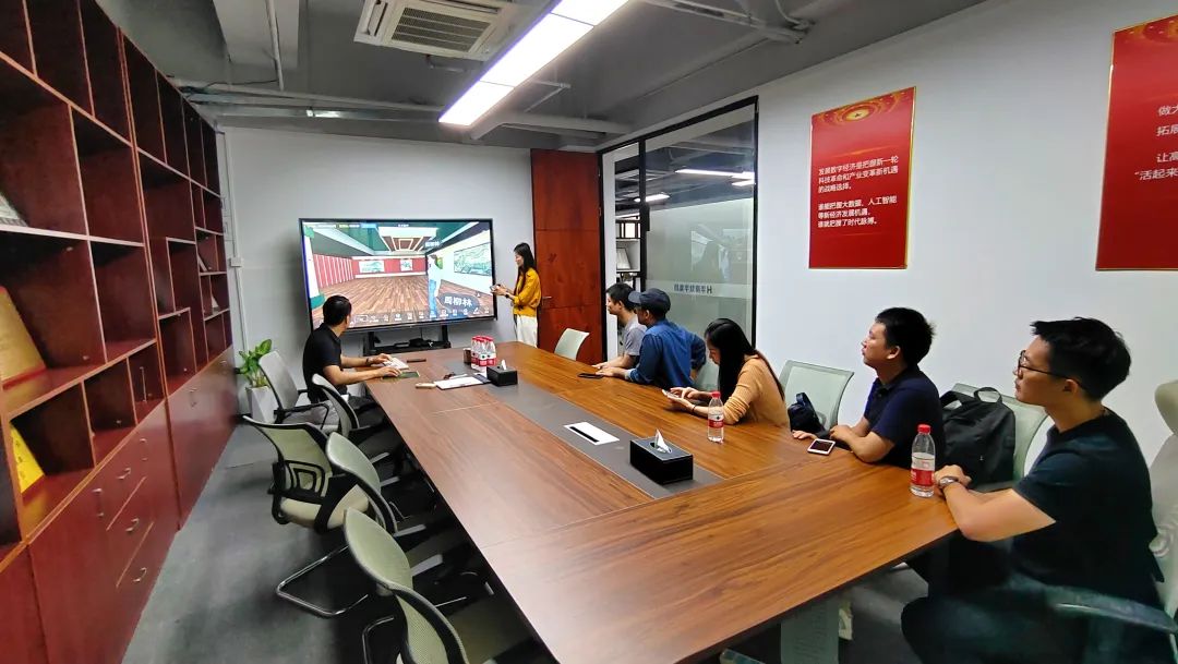 1699583055126341.jpg 2004.jpg