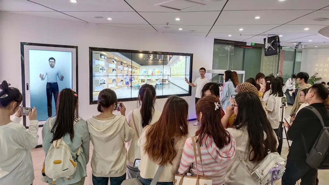 1704966129136711.jpg 103.jpg